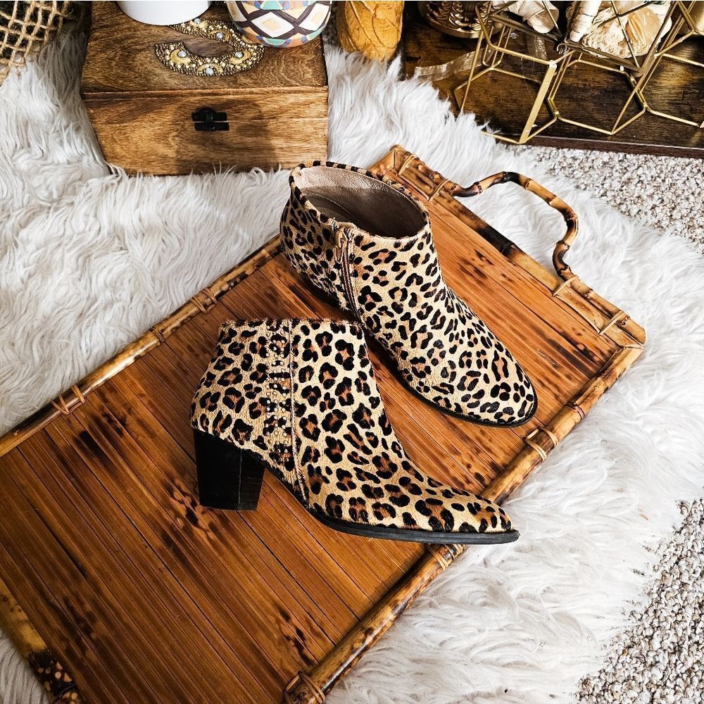 Vionic Leopard Print Ankle Boots - Picture 14 of 14